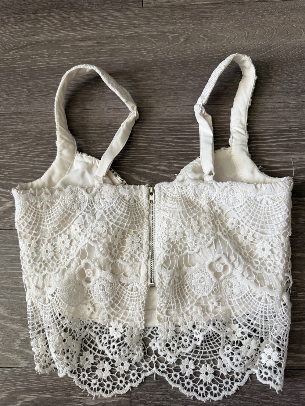 SABO SKIRT White Guipure Lace Bustier Crop Top - Picture 2 of 3